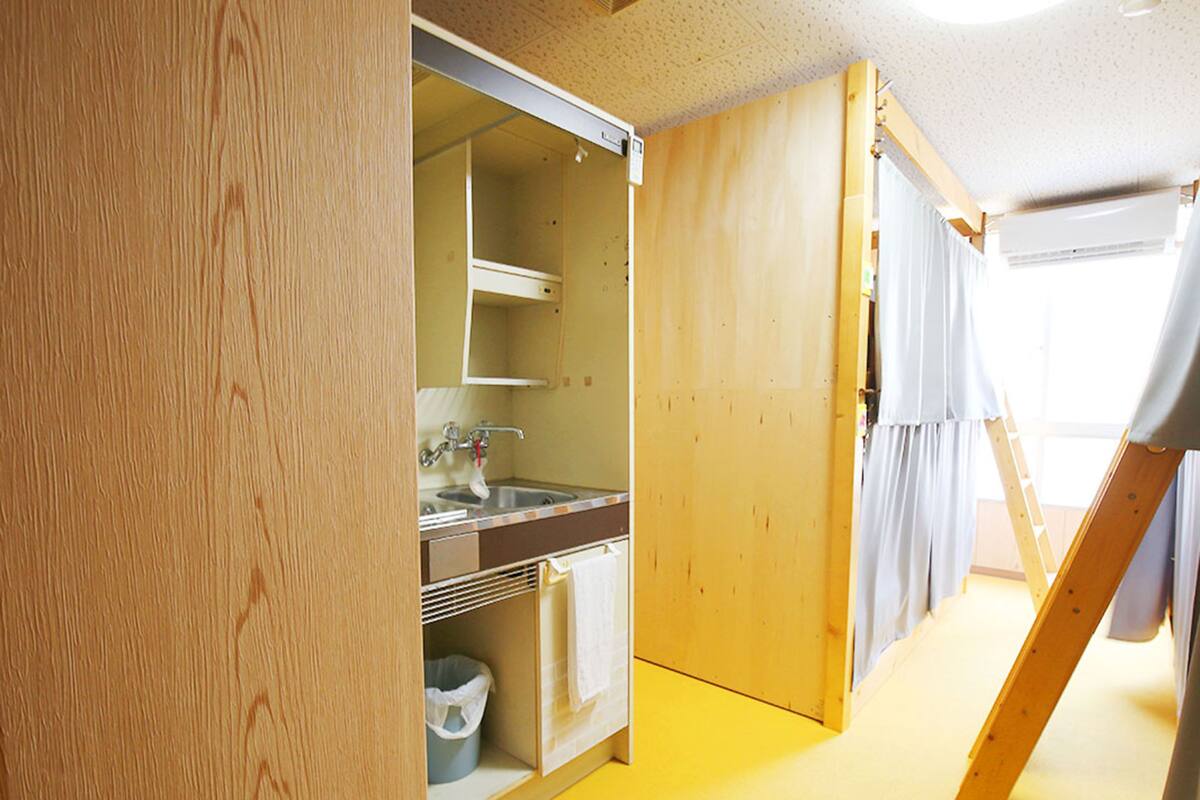 Group Room YG | WiFi (free), bed sheets