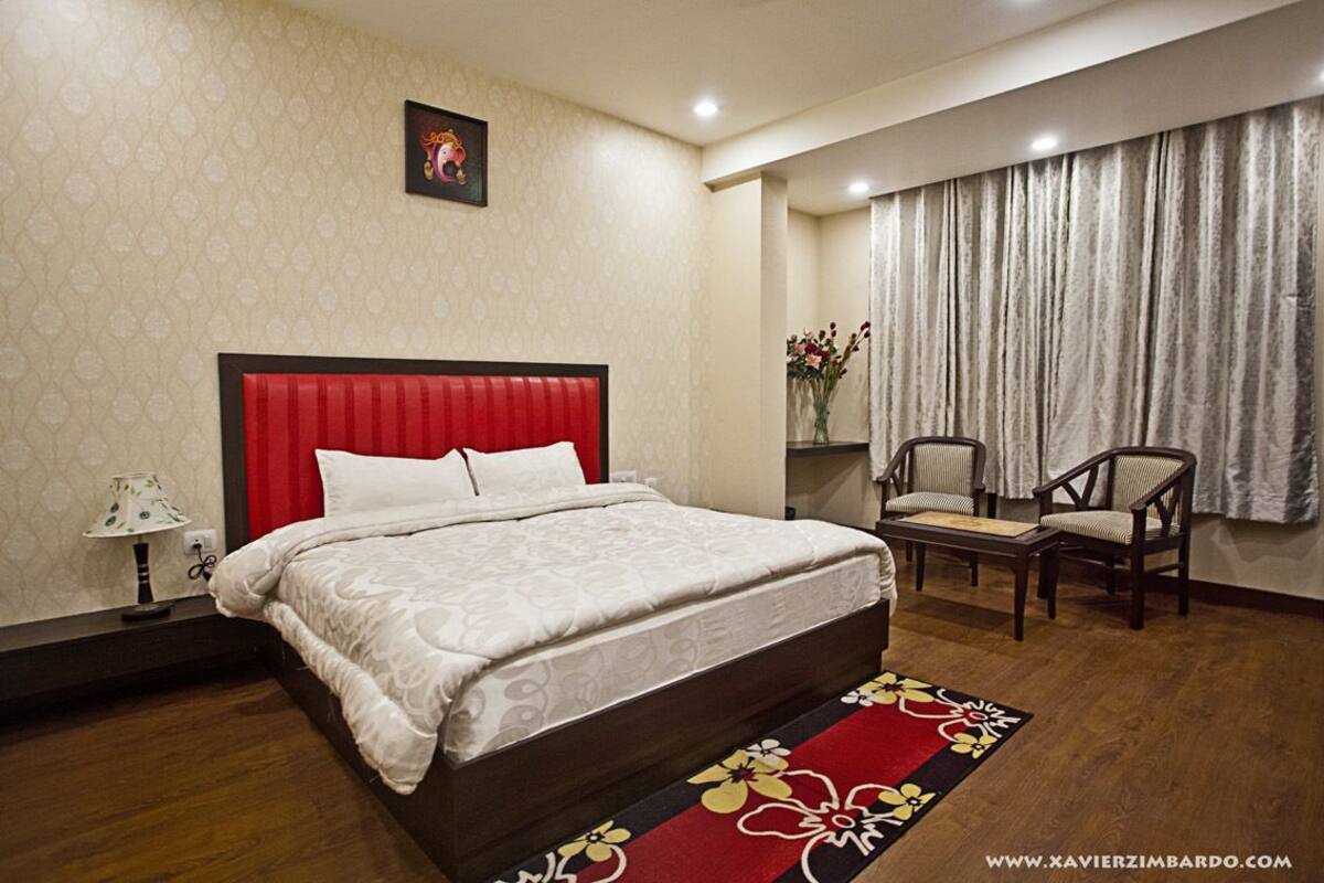 Super Deluxe Double Room | In-room safe, desk, rollaway beds, free WiFi