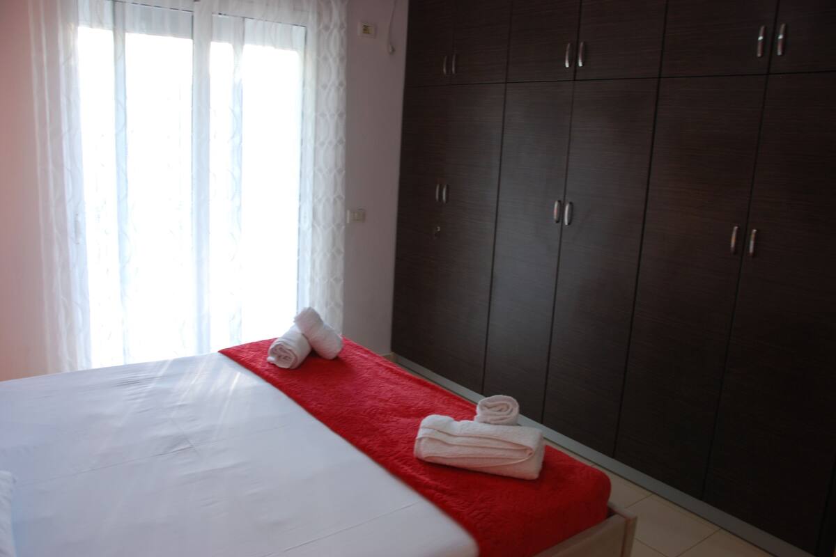 Apartment, Balcony | Desk, iron/ironing board, free cots/infant beds, free WiFi