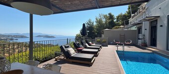 Superior Villa Cassiope med 3Br, privat pool och fantastisk havsutsikt