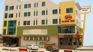 Front of property - Plaza INN Hotel (Rahim Yar Khan)