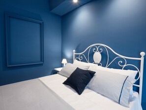 In-room safe, individually decorated, desk, blackout curtains