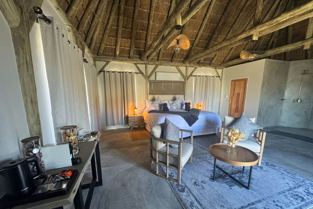 1 bedroom, desk, free WiFi, bed sheets