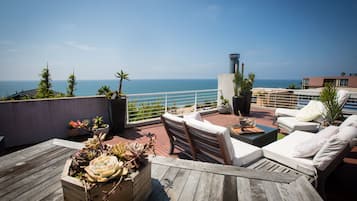 Rooftop terrace