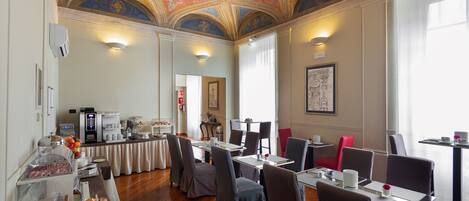 Daily buffet breakfast (EUR 12 per person)