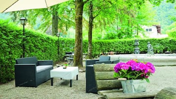 Grill-/Picknickplatz