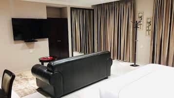 Egyptian cotton sheets, premium bedding, down duvets, Tempur-Pedic beds