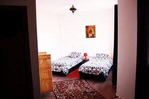 Double Room | 1 bedroom, free cribs/infant beds, free WiFi, bed sheets