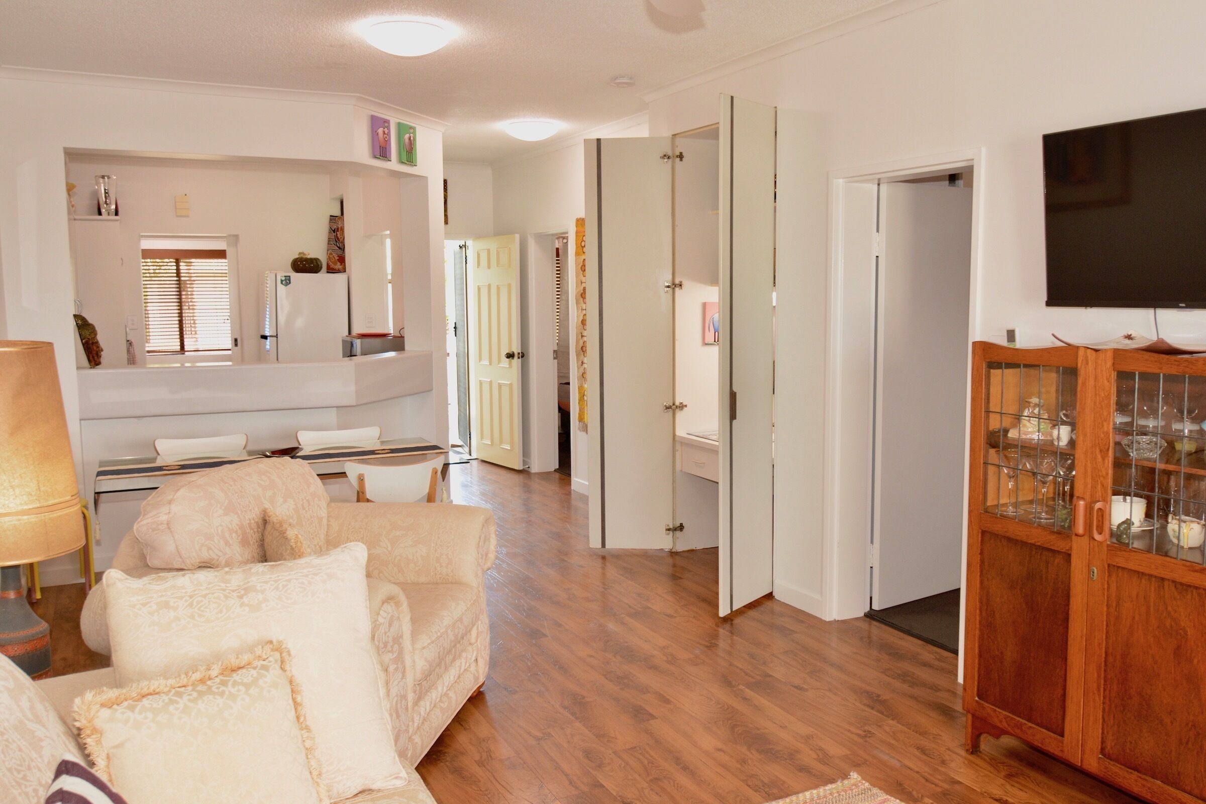 executive apartment, 2 bedrooms, pool access, partial sea view | living area | flat-screen tv, netflix, toys, books