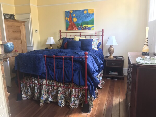 1 bedroom, iron/ironing board, free WiFi, bed sheets