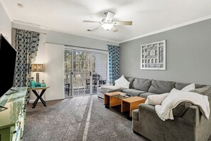 Living area - Back on Program! Beautiful 2BR in Barefoot Resort! Call for Best Rates! (North Myrtle Beach)