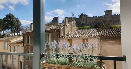 CITE de CARCASSONNE Gîte Les 3 Tours 2 , 99 rue Trivalle