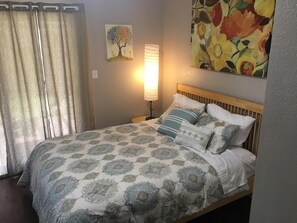 5 bedrooms, iron/ironing board, free WiFi, bed sheets