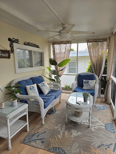 Ocean Block Dewey Beach and Pet Friendly!