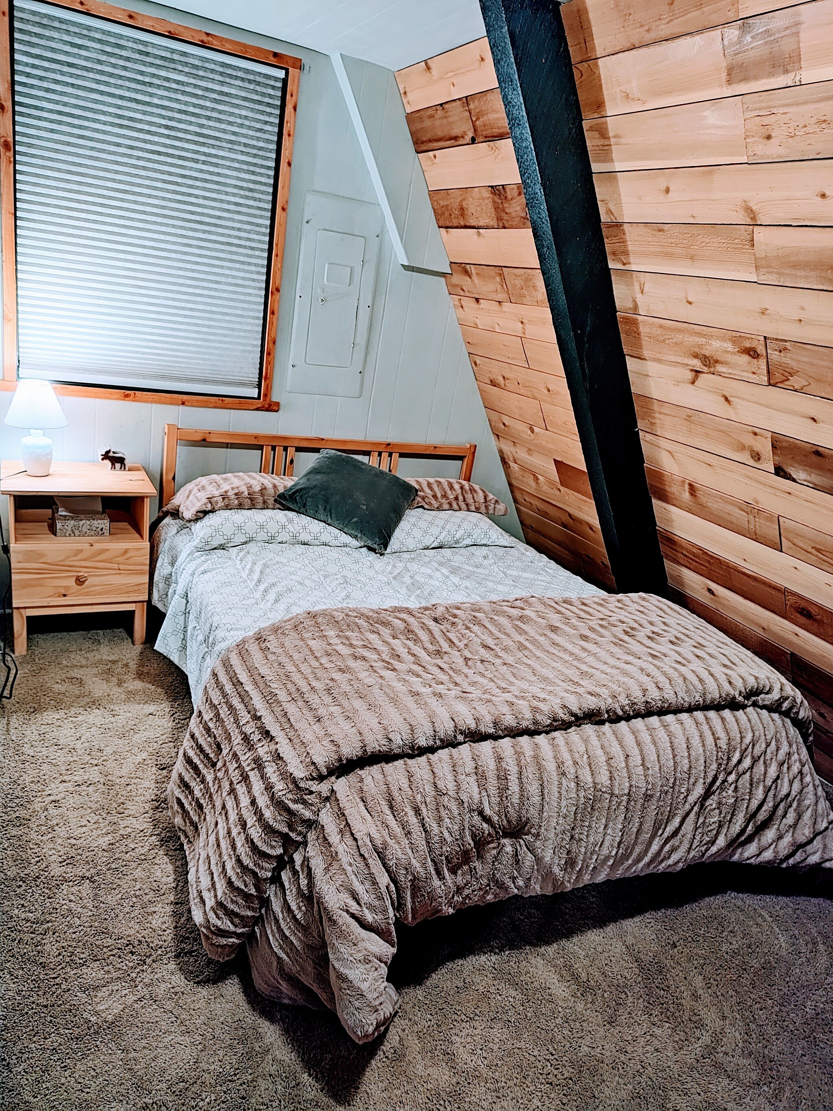 3 bedrooms, desk, free WiFi, bed sheets
