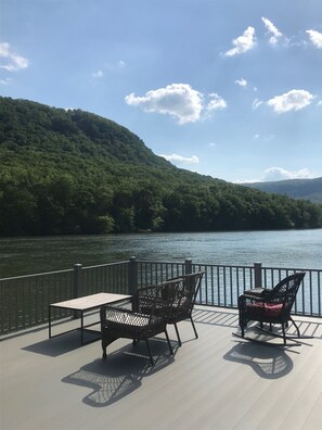 Terrace/patio - Tennessee's Grand Canyon! 10 Min From Downtown Chattanooga!  (Chattanooga)
