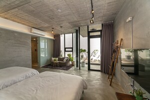 Minibar, desk, soundproofing, rollaway beds