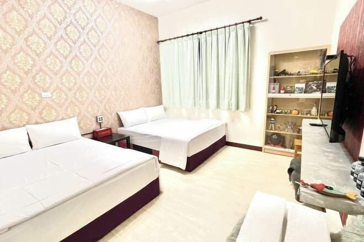 1 kamar tidur dan didekorasi berbeda-beda