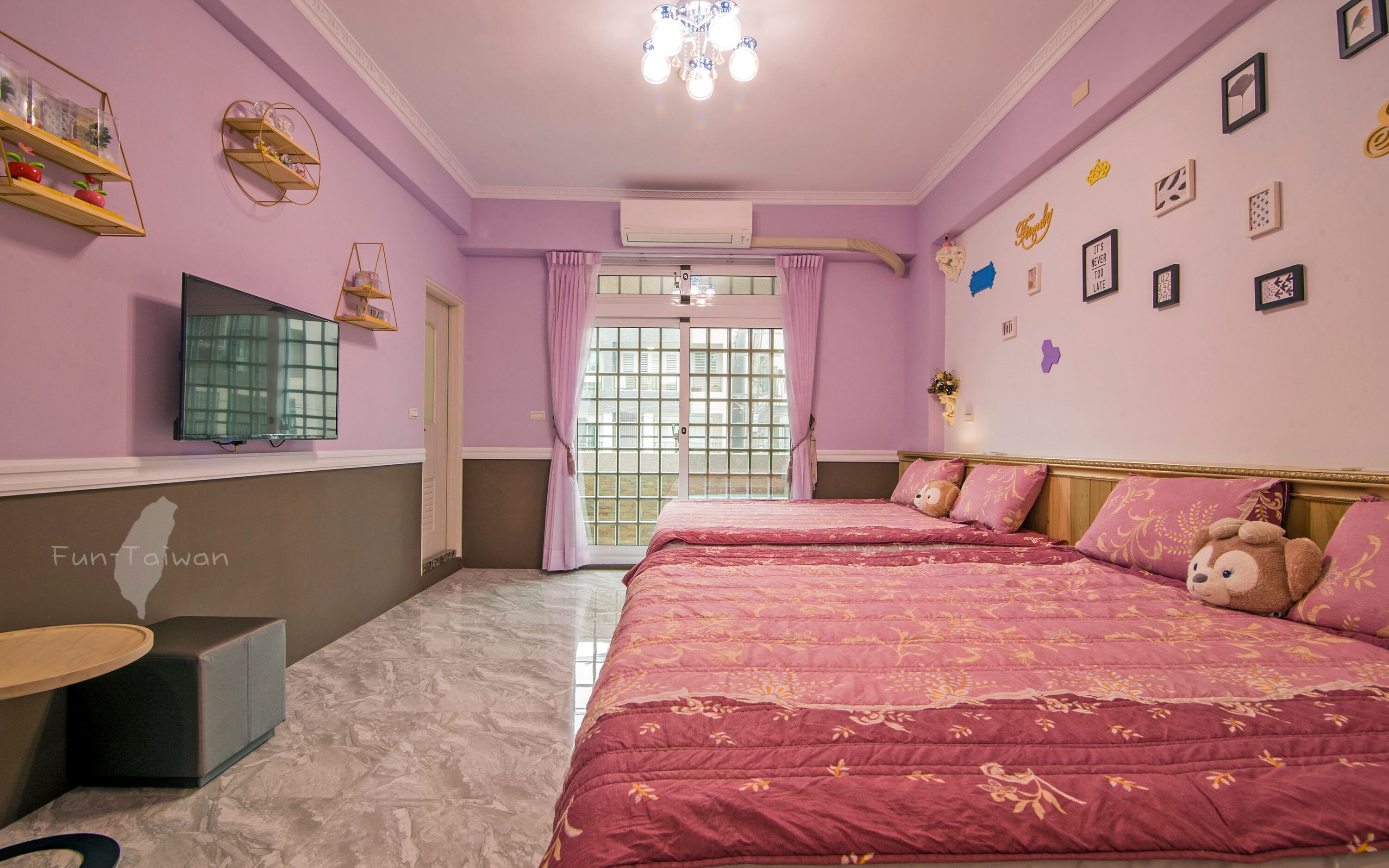 Deluxe Duplex, 5 Bedrooms | Soundproofing, free WiFi, bed sheets