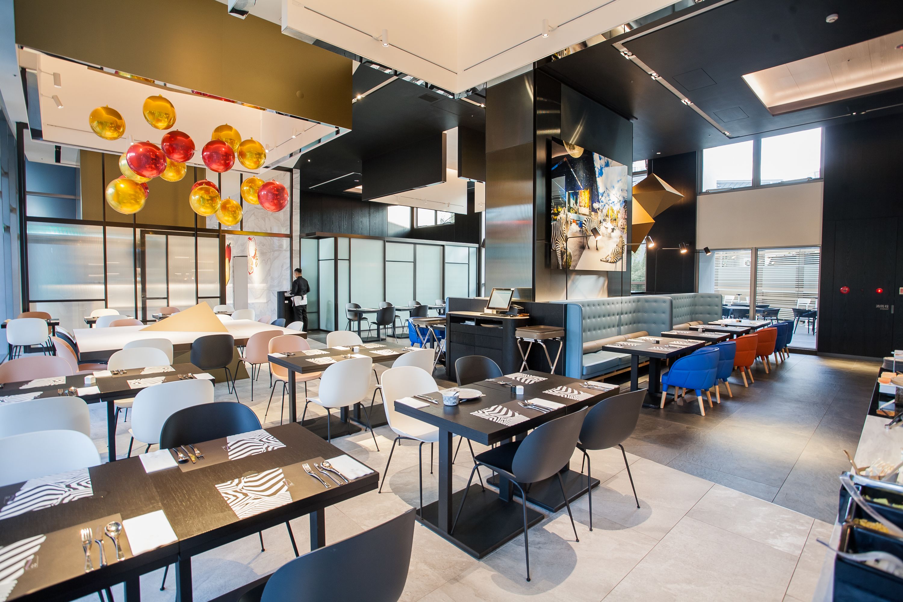 breakfast, lunch, dinner served; italian cuisine