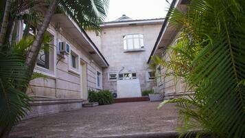 Majoituspaikan julkisivu