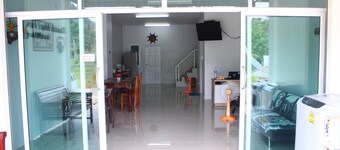 Khaolak Mind Home Hostel - Adults Only