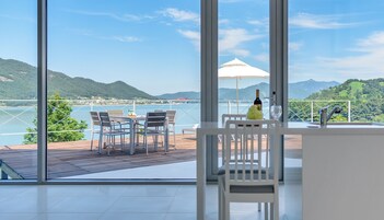 D Suite (Please contact the property when booked during 10 PM-8 AM) | 露台