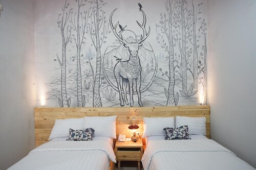 Omah Njonja Bed & Brasserie