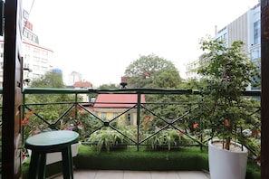Deluxe Apartment, 2 Bedrooms, Balcony | Balcony