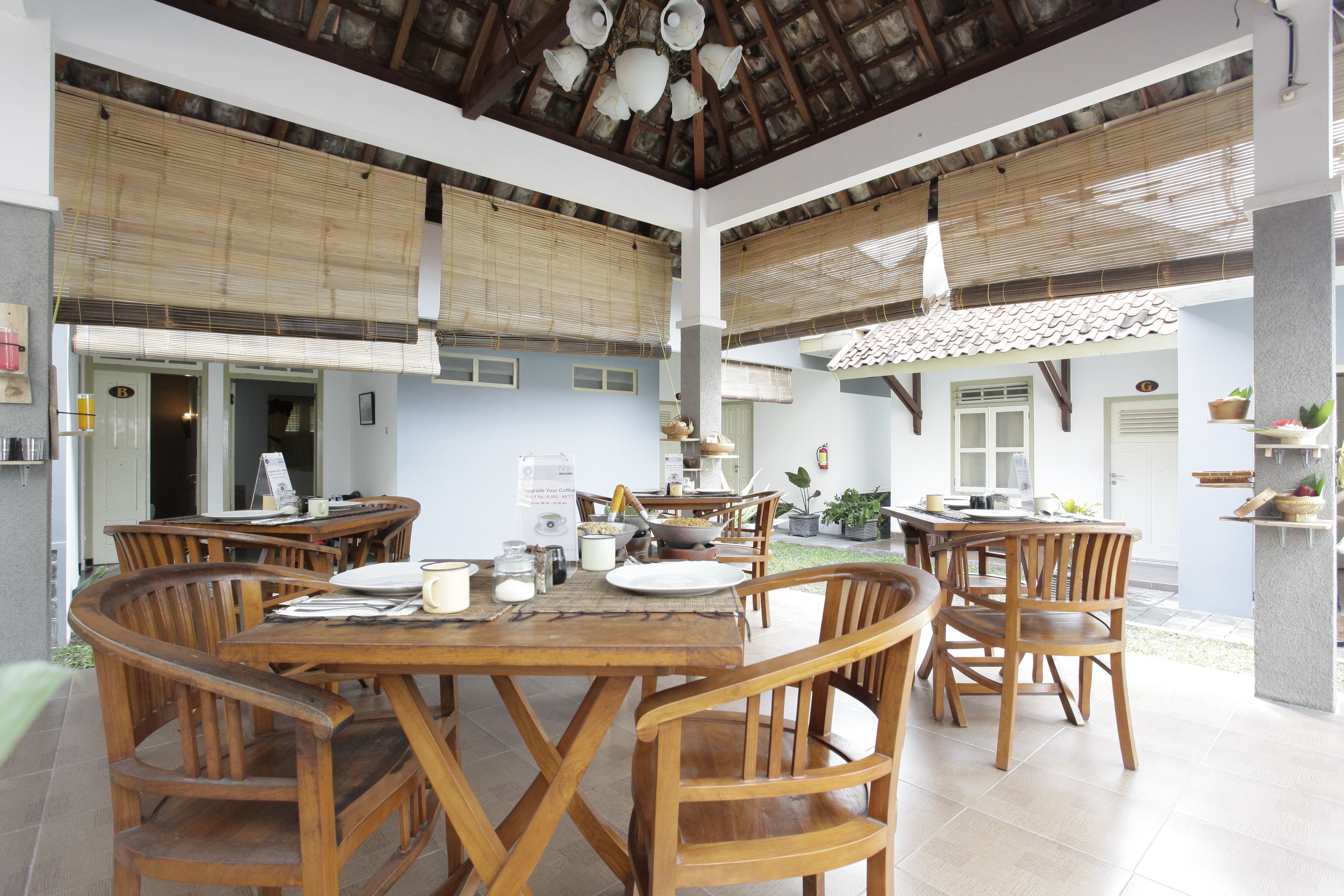 Tägliches Frühstücksbuffet (40000 IDR pro Person)