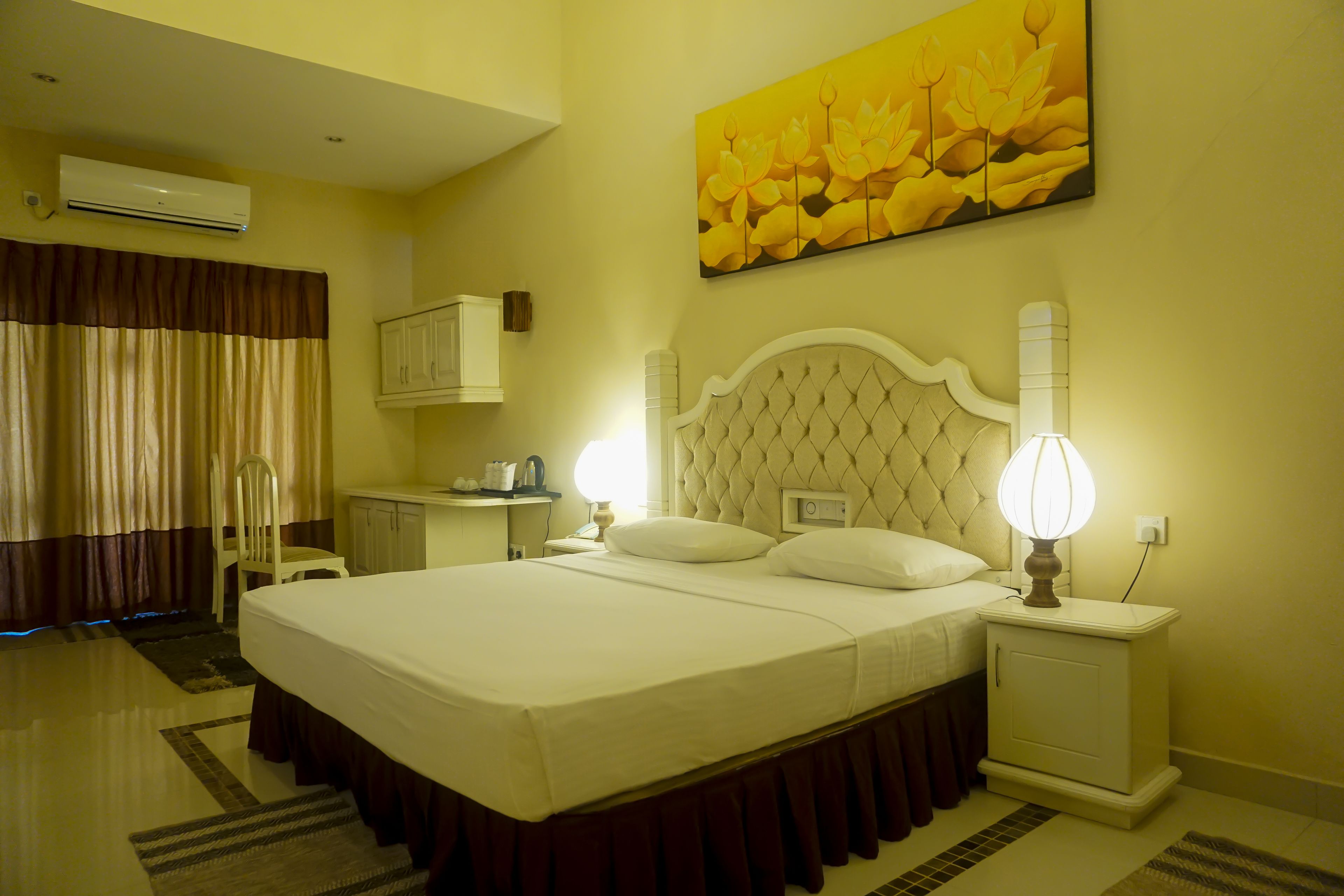 Deluxe Triple Room | Premium bedding, minibar, in-room safe, desk