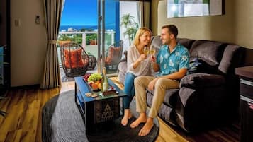 Sky Deluxe Twin (Upper Floor, 41.4sqm, 1LDK) | Living area | 50-inch flat-screen TV with digital channels, TV, Netflix