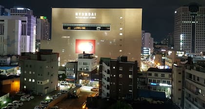 Midtown Hostel