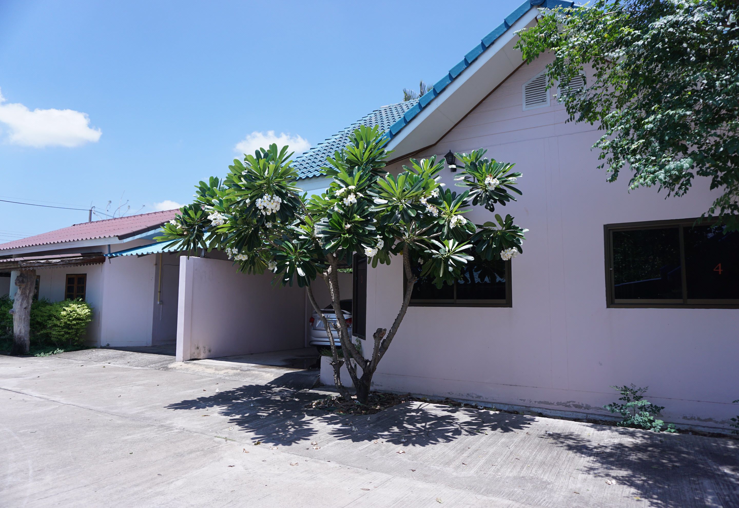 บริเวณภายนอก