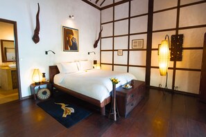 Double Room with River View | 1 camera, biancheria da letto di alta qualità, materassi a doppio strato
