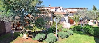 Apartments Jeromela