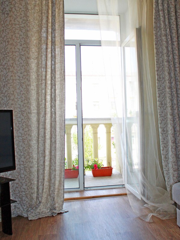 Huoneisto, 1 makuuhuone | Oleskelualue | Taulutelevisio