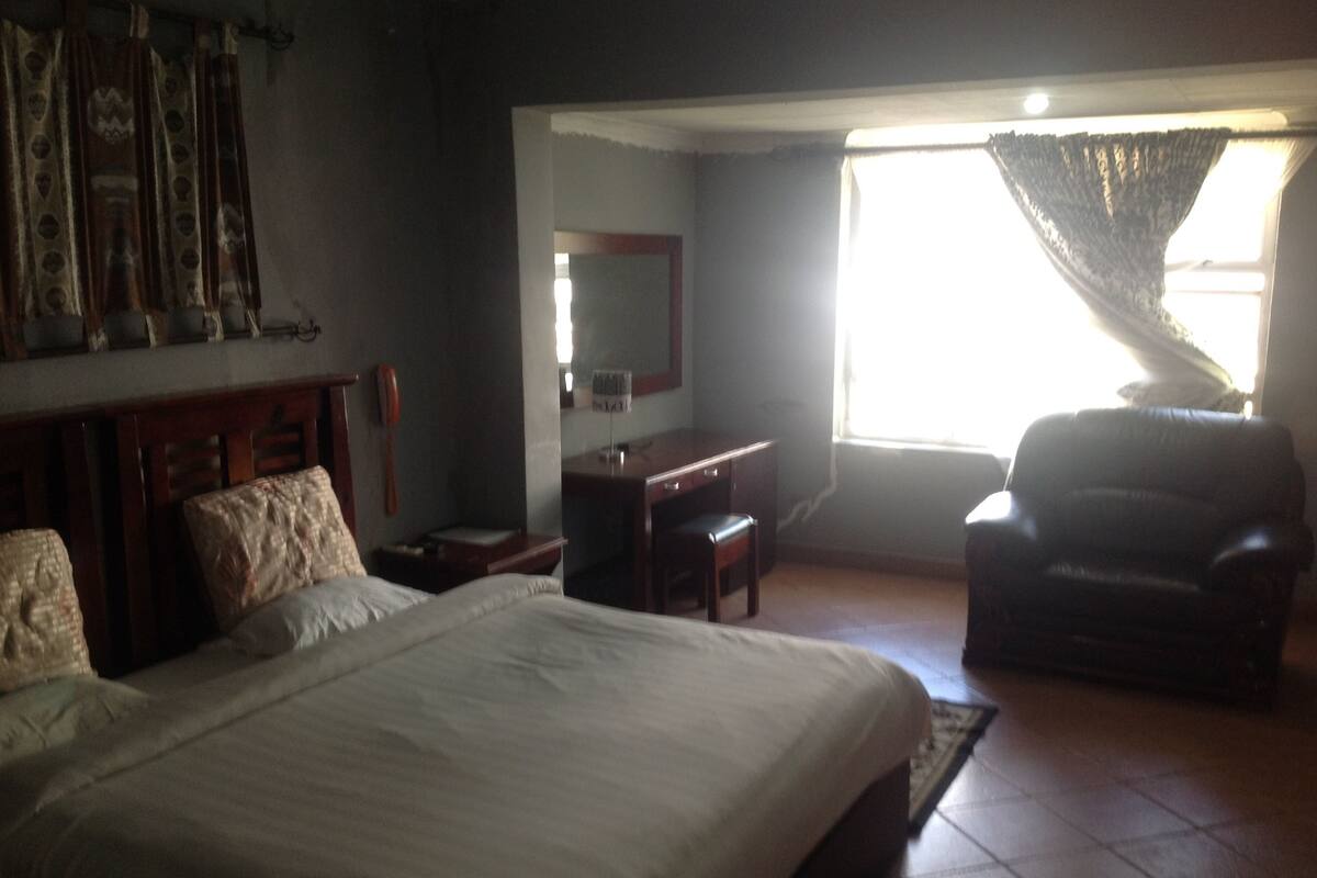 1 bedroom, in-room safe, desk, laptop workspace
