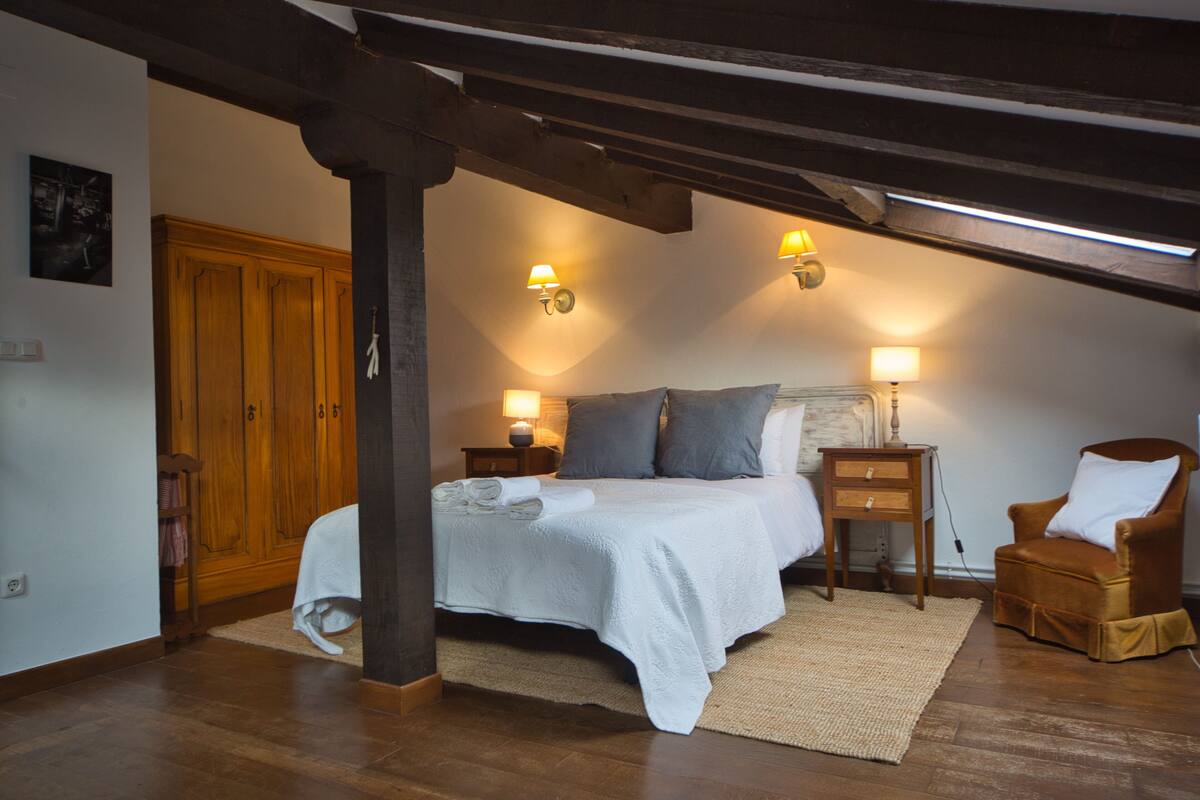 Premium bedding, individually decorated, individually furnished