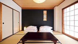 Kamar Twin, kamar mandi umum (Japanese Style)