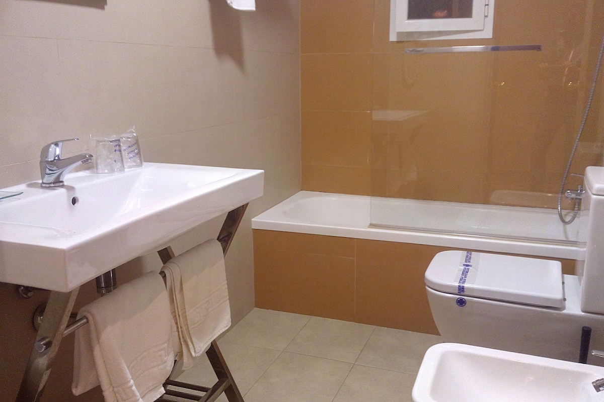 free toiletries, hair dryer, towels