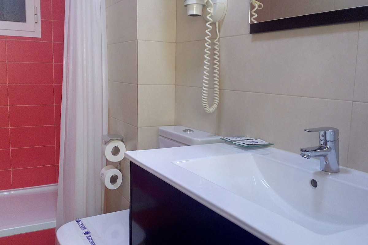 free toiletries, hair dryer, towels