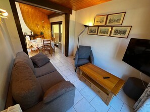 Fernseher, Kamin
