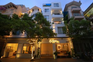 Front of property - Vyhouse Hanoi Hotel (Hanoi)
