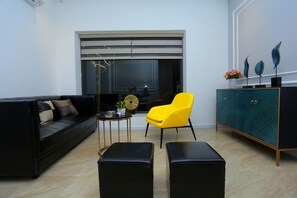 Flat-screen TV - Vyhouse Hanoi Hotel (Hanoi)