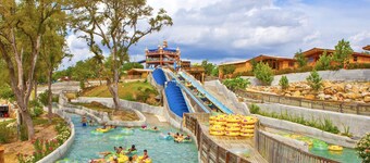 Maverick's River Haus: Deep Swimming Hole + Guest Haus + Shady Deck + Mins to Whitewater Amp.