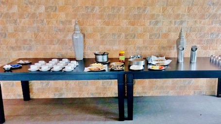 Snack bar