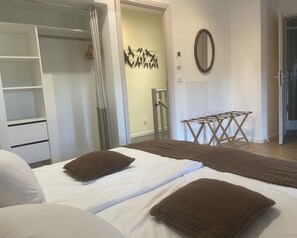Habitación estándar doble, baño privado (Estuaire) | Wifi gratis