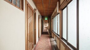 Interior - Izumiya Ryokan' Tawarayama Onsen (Nagato)