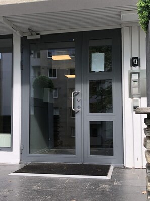 Property entrance - Oslo Budget Apartments - Ullevaal (Oslo)